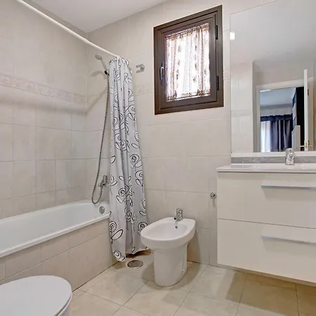 Casa Fanabe Precioso Adosado Semesterbostad *